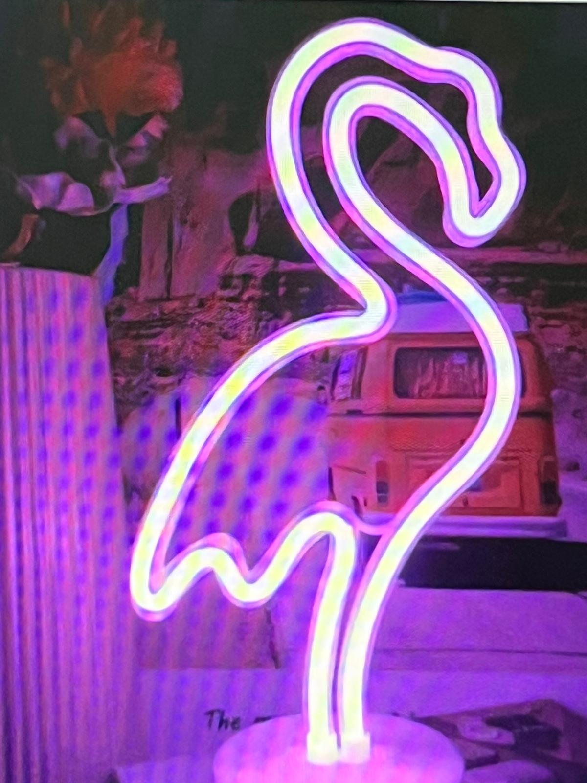 Neon LED Emojiler